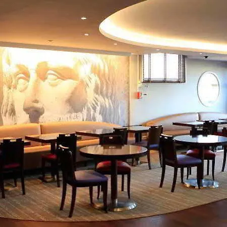 Tinqueux 酒店